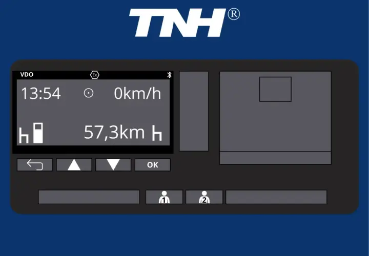 Wyświetlacz tachografu VDO pokazuje 13:54, 0 km/h i 57,3 km. Dowiedz się, jak sprawdzić czas pracy na tachografie.