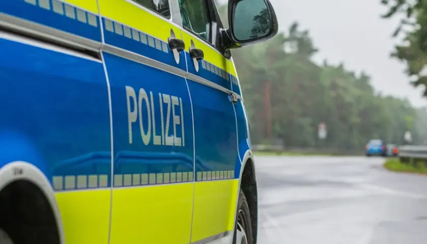 Niemiecka policja zatrzymała kierowcę za przekroczenie dwutygodniowego czasu jazdy.