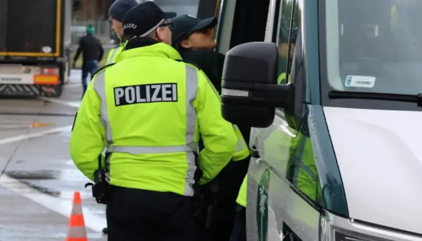 Policjanci w Niemczech zatrzymali kierowcę za przekroczenie prędkości o 20 km/h.