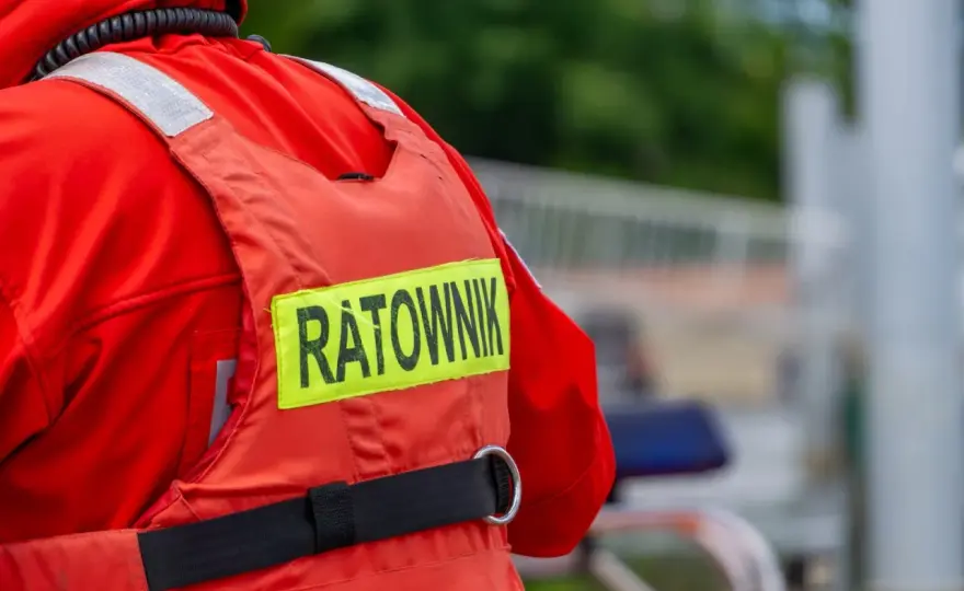 Mandat za kierowanie ruchem bez uprawnień - Kto może?