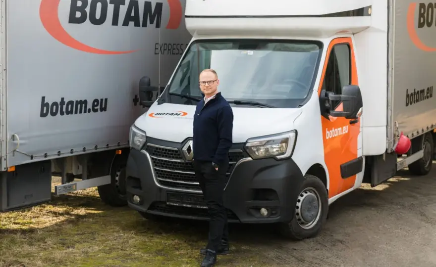 Jednoosobowa firma transportowa z busem - czy to się opłaca?