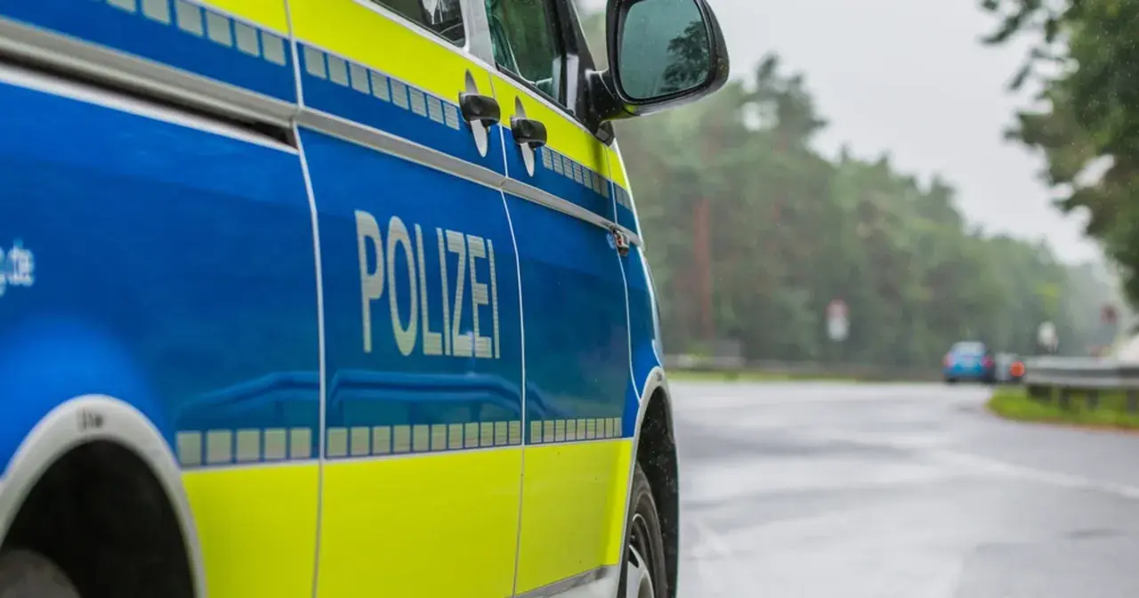 Niemiecka policja zatrzymała kierowcę za przekroczenie dwutygodniowego czasu jazdy.